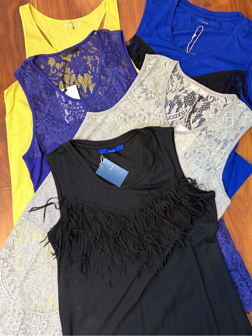 5 NWT Summer Tank Tops Size Medium. Casual Summer Tops.